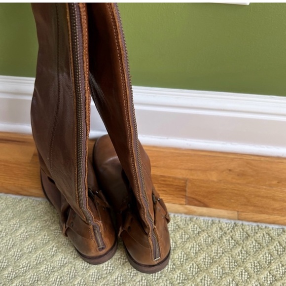 Frye boots size 11 Gorgeous leather - Picture 6 of 8